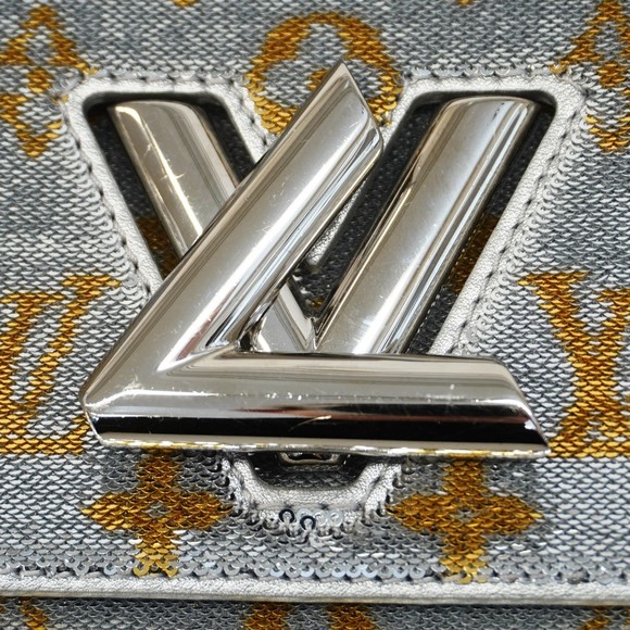 Louis Vuitton Monogram Sequin Twist PM Shoulder Bag Silver - Picture 9 of 12